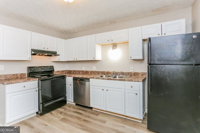 1535 Springwood Drive SE B, Smyrna, GA 30080