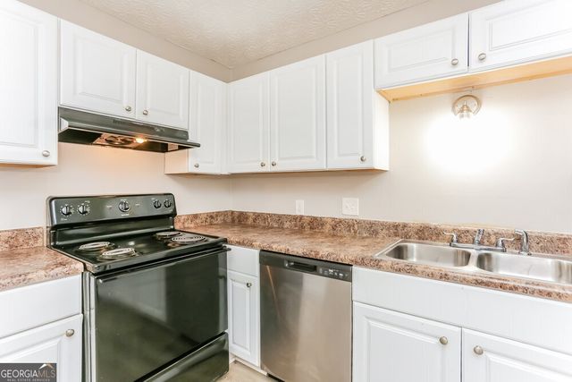 1535 Springwood Drive SE B, Smyrna, GA 30080