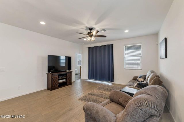 11014 S Rila Drive, Vail, AZ 85641