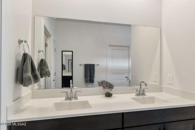 11014 S Rila Drive, Vail, AZ 85641