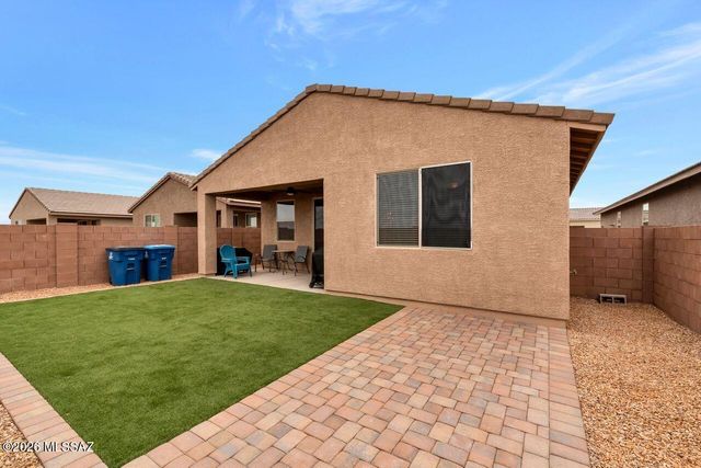 11014 S Rila Drive, Vail, AZ 85641