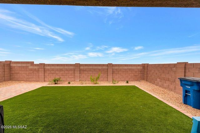 11014 S Rila Drive, Vail, AZ 85641
