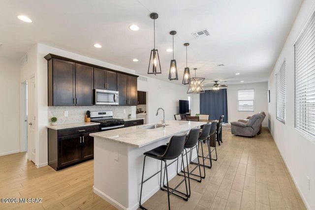 11014 S Rila Drive, Vail, AZ 85641