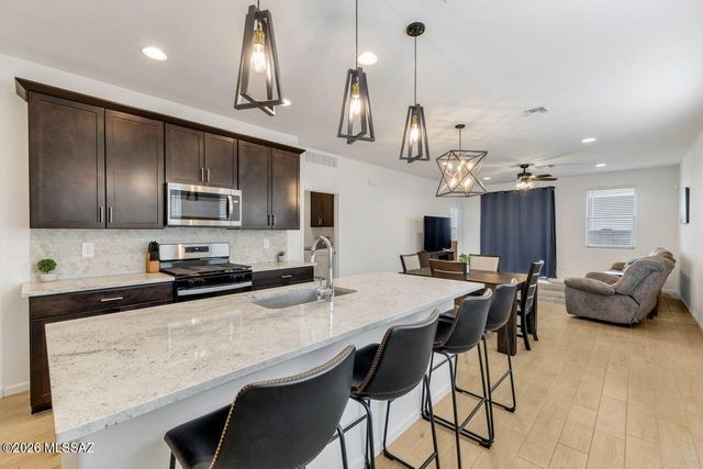 11014 S Rila Drive, Vail, AZ 85641