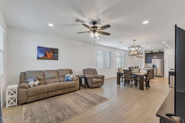 11014 S Rila Drive, Vail, AZ 85641