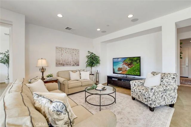 864 E Manresa Drive, Azusa, CA 91702