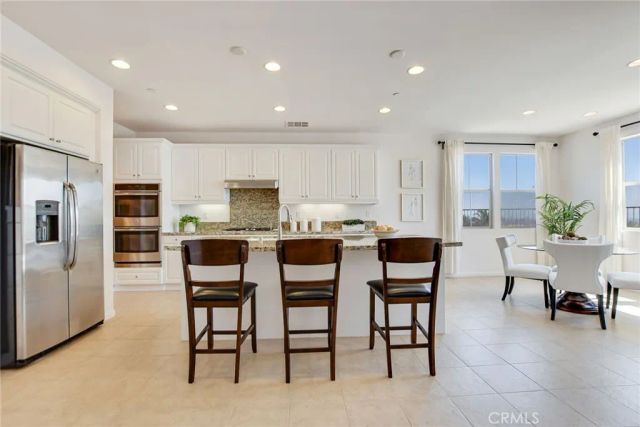 864 E Manresa Drive, Azusa, CA 91702