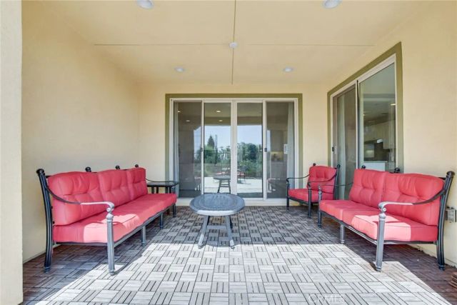 864 E Manresa Drive, Azusa, CA 91702