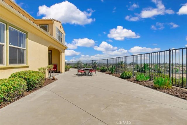 864 E Manresa Drive, Azusa, CA 91702