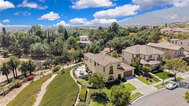 864 E Manresa Drive, Azusa, CA 91702