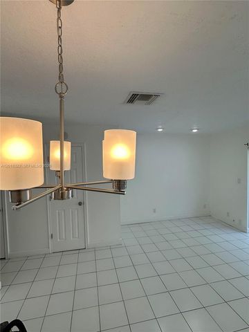 3005 NW 5th Ter 2, Pompano Beach, FL 33064