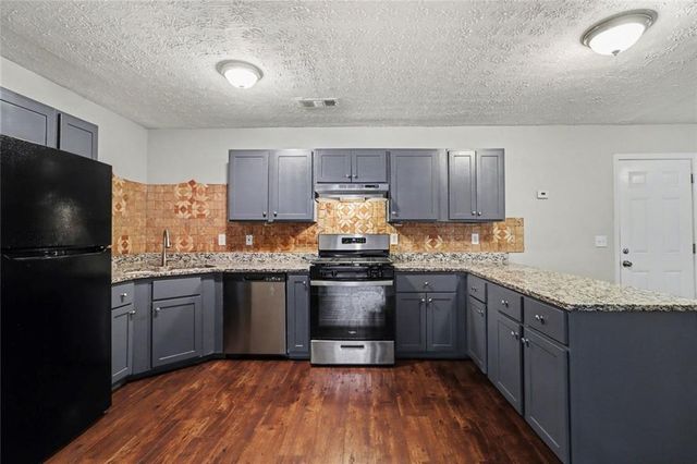 3699 Cameron Hills Place, Ellenwood, GA 30294