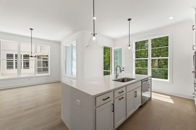 3040 Kara Court, Roswell, GA 30076