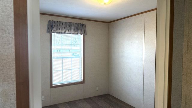 57 Riverview Drive, Rochester, NH 03867