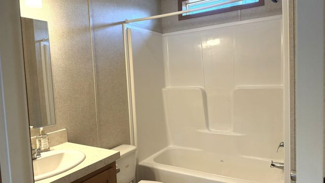 57 Riverview Drive, Rochester, NH 03867