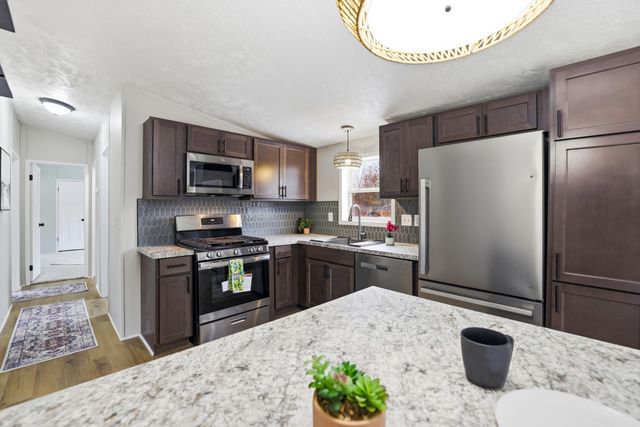 7939 W Moore Road, Ravenna, MI 49451