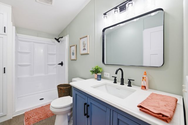 7939 W Moore Road, Ravenna, MI 49451