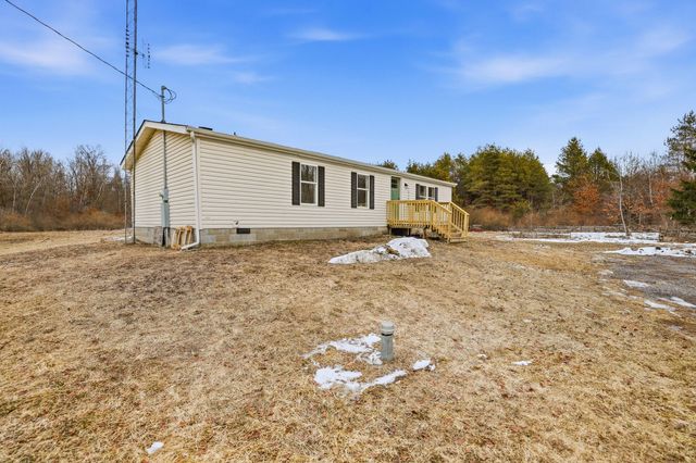 7939 W Moore Road, Ravenna, MI 49451