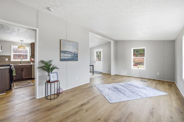 7939 W Moore Road, Ravenna, MI 49451