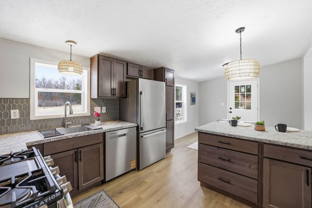 7939 W Moore Road, Ravenna, MI 49451