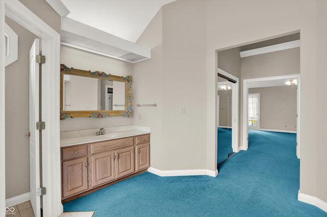100 Innisbrooke Trail, Greenwood, IN 46142