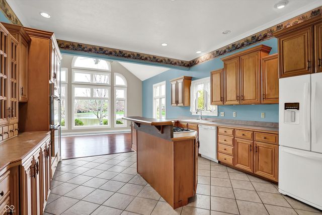 100 Innisbrooke Trail, Greenwood, IN 46142