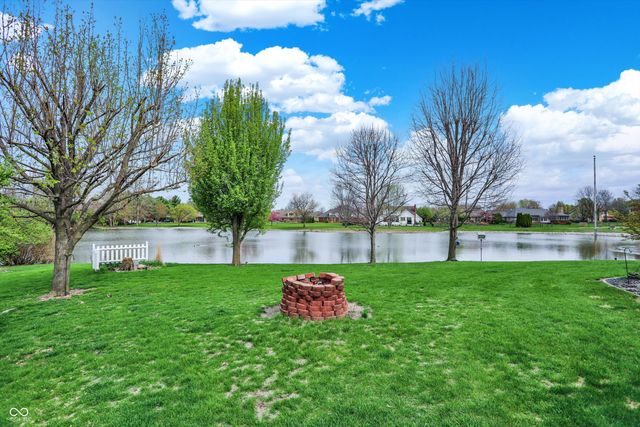 100 Innisbrooke Trail, Greenwood, IN 46142