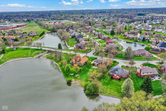 100 Innisbrooke Trail, Greenwood, IN 46142