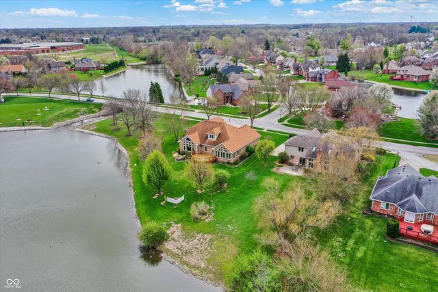 100 Innisbrooke Trail, Greenwood, IN 46142