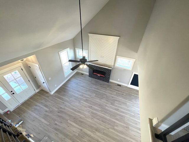 213 Harvest Moon Dr, Clarksville, TN 37043