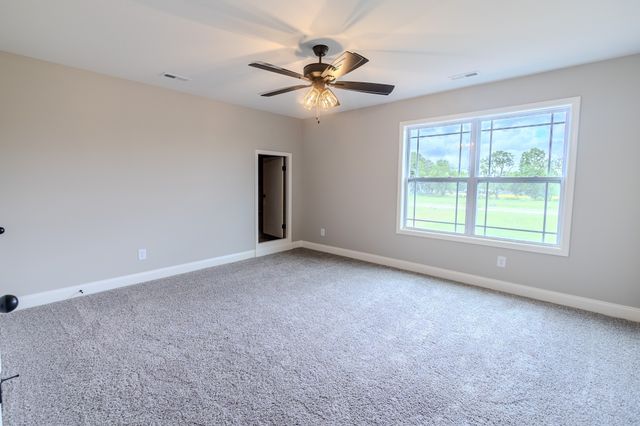 213 Harvest Moon Dr, Clarksville, TN 37043