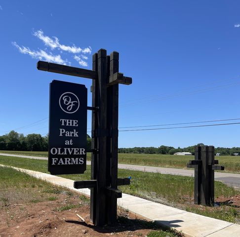 213 Harvest Moon Dr, Clarksville, TN 37043