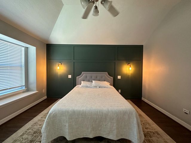 419 Oak Chase Drive, Conroe, TX 77304