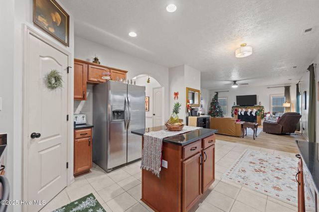 113 Long Pond Drive, Sneads Ferry, NC 28460