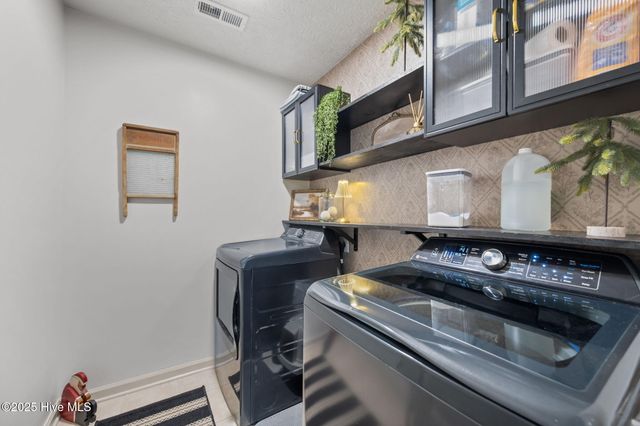 113 Long Pond Drive, Sneads Ferry, NC 28460