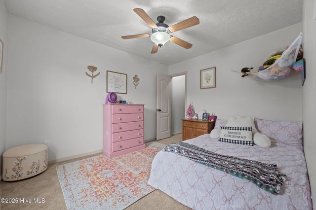 113 Long Pond Drive, Sneads Ferry, NC 28460