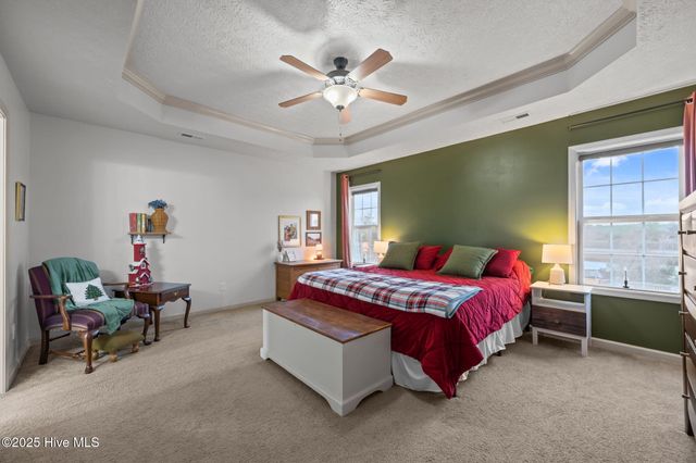 113 Long Pond Drive, Sneads Ferry, NC 28460