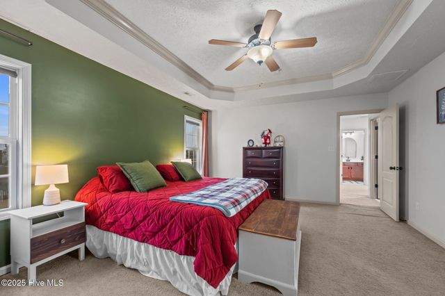 113 Long Pond Drive, Sneads Ferry, NC 28460