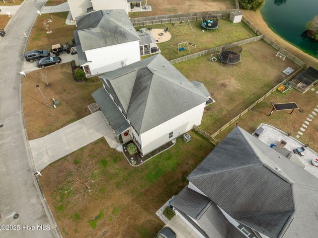 113 Long Pond Drive, Sneads Ferry, NC 28460