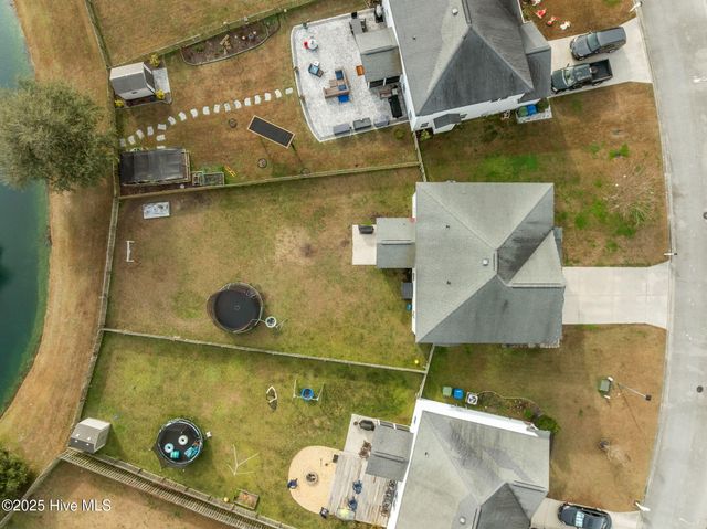 113 Long Pond Drive, Sneads Ferry, NC 28460