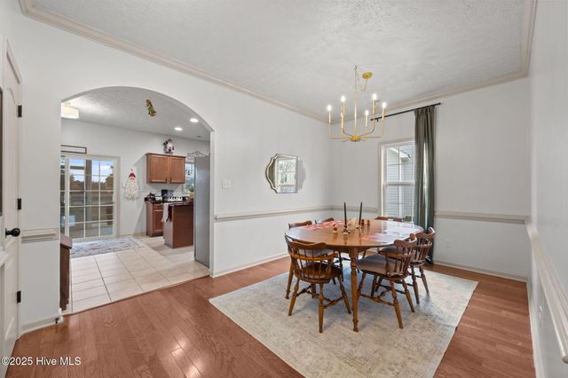 113 Long Pond Drive, Sneads Ferry, NC 28460