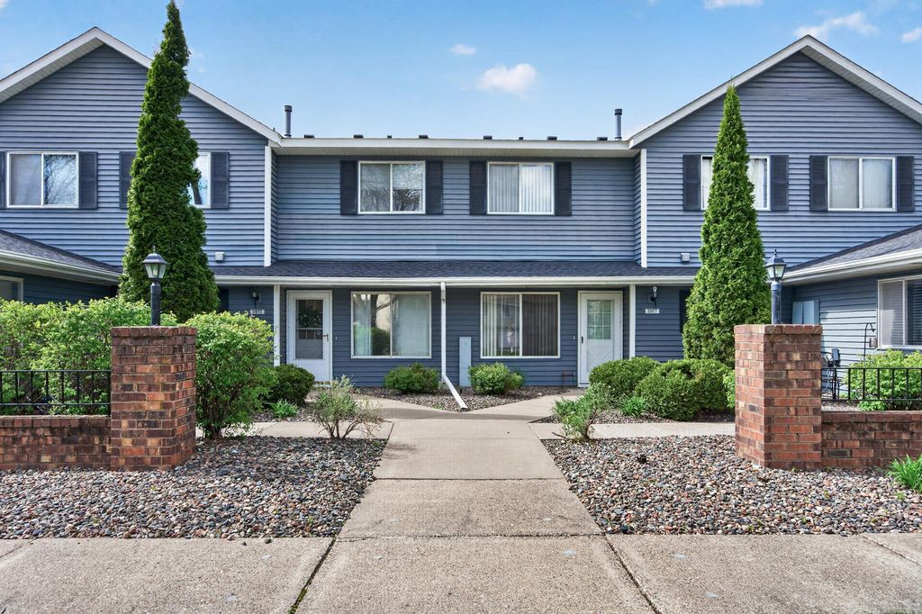5973 Dellwood Avenue, Shoreview, MN 55126 — photo 3