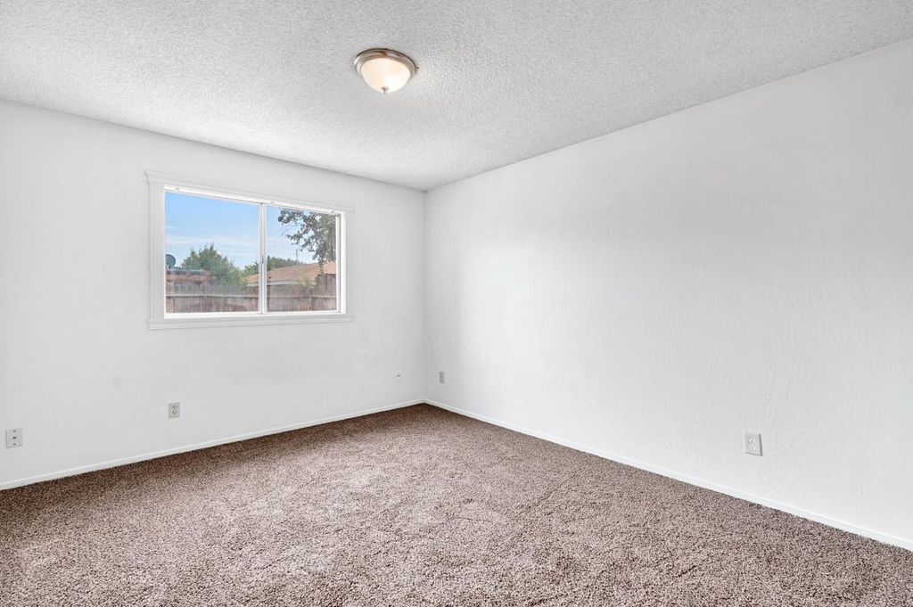 Image 18 of property listing at 4466 N Cornelia Avenue, Fresno, CA 93722
