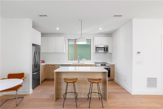59 Warren Street 6, Providence, RI 02907