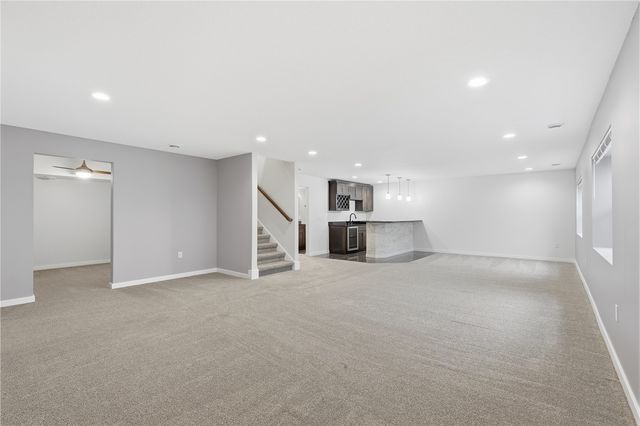 2013 Reese Road, Cedar Falls, IA 50613
