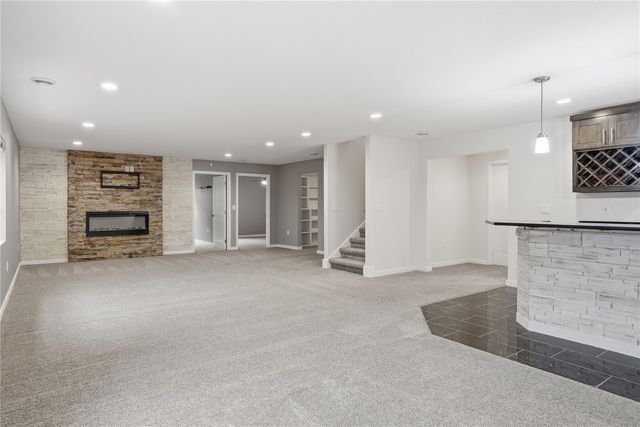 2013 Reese Road, Cedar Falls, IA 50613