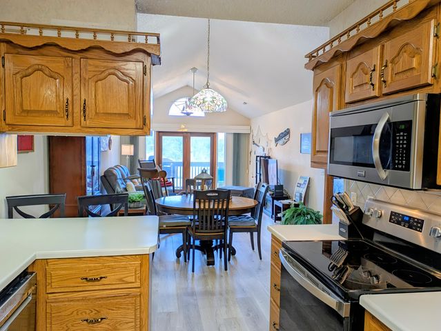 150 Sunken Forest Dr. 7-202, Forsyth, MO 65653