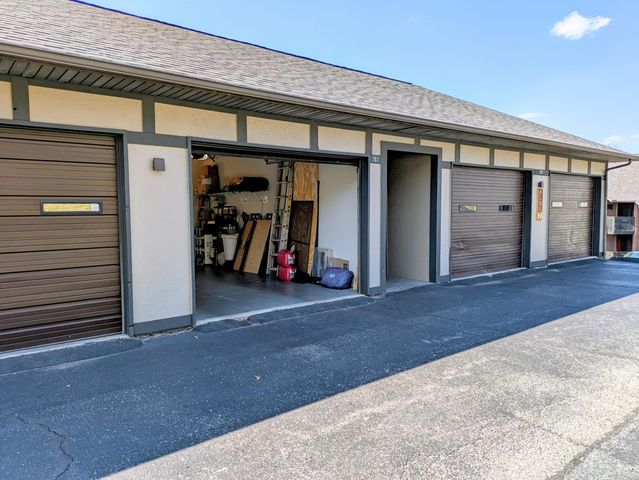 150 Sunken Forest Dr. 7-202, Forsyth, MO 65653