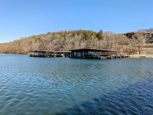 150 Sunken Forest Dr. 7-202, Forsyth, MO 65653