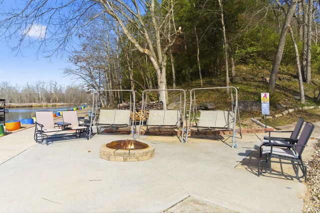 150 Sunken Forest Dr. 7-202, Forsyth, MO 65653